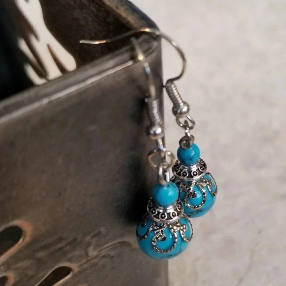 Turquoise Gem Victorian Lace Earrings - Picture 2 of 7